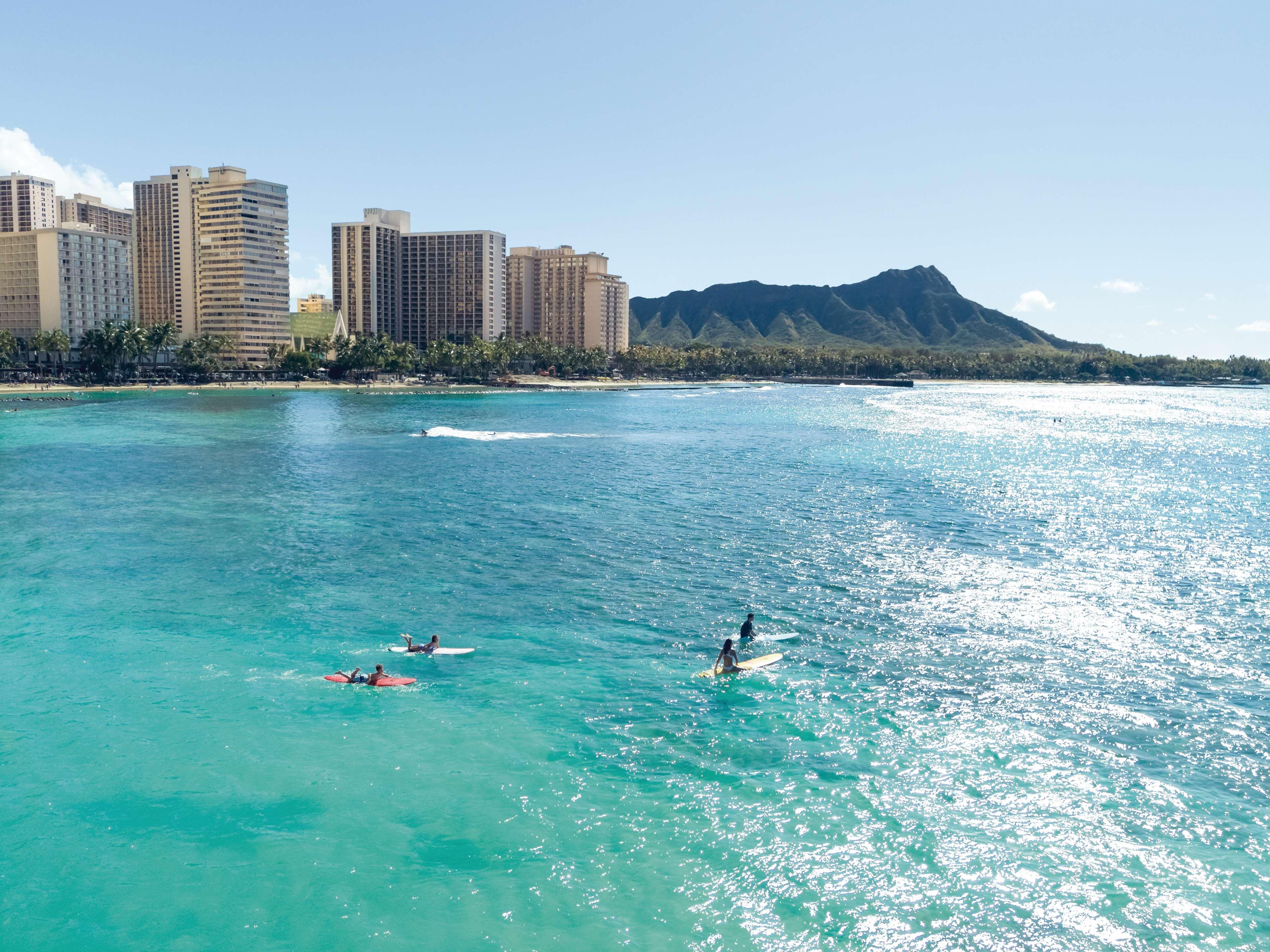 Embassy Suites By Hilton Waikiki Beach Walk Honolulu Zewnętrze zdjęcie