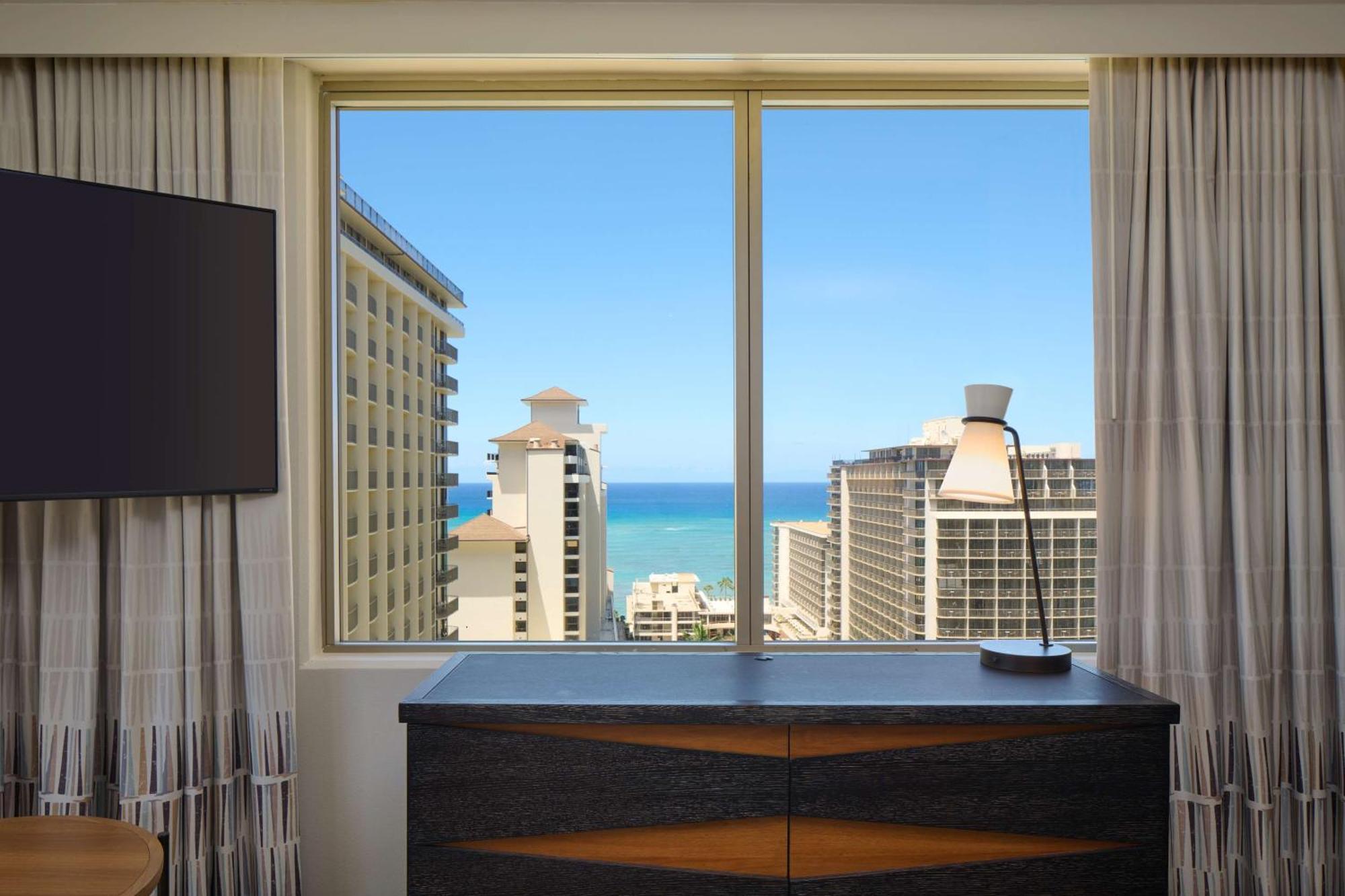 Embassy Suites By Hilton Waikiki Beach Walk Honolulu Zewnętrze zdjęcie