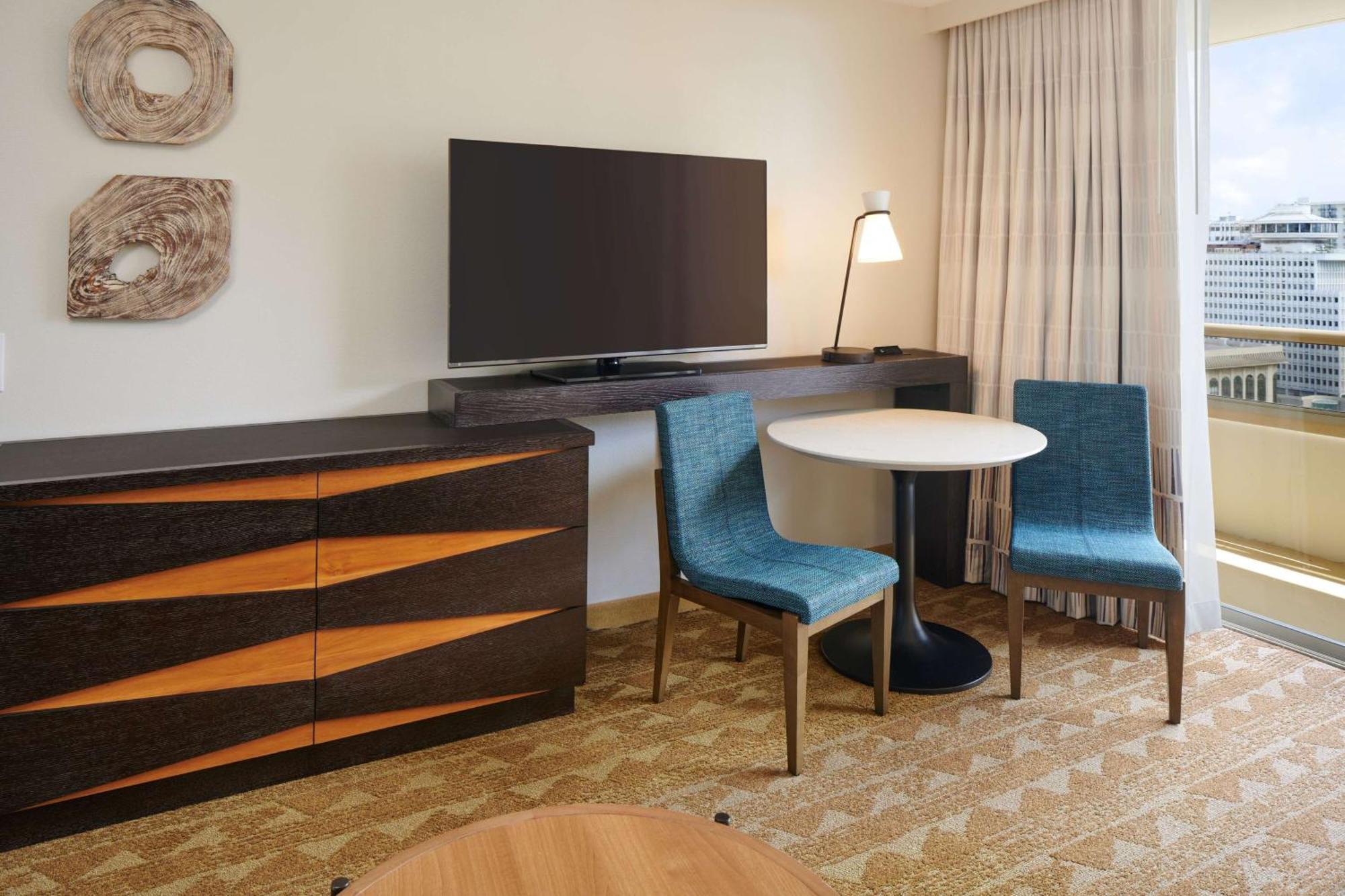 Embassy Suites By Hilton Waikiki Beach Walk Honolulu Zewnętrze zdjęcie